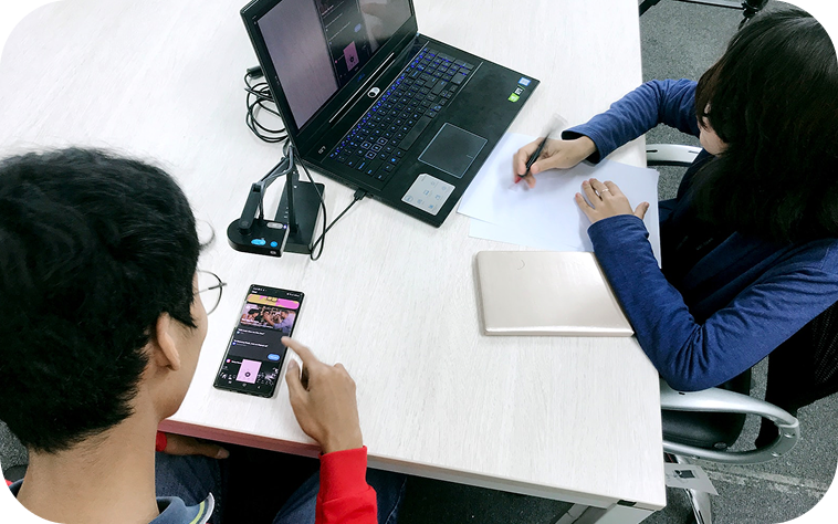 Tests utilisateurs en session avec un participant et une observatrice