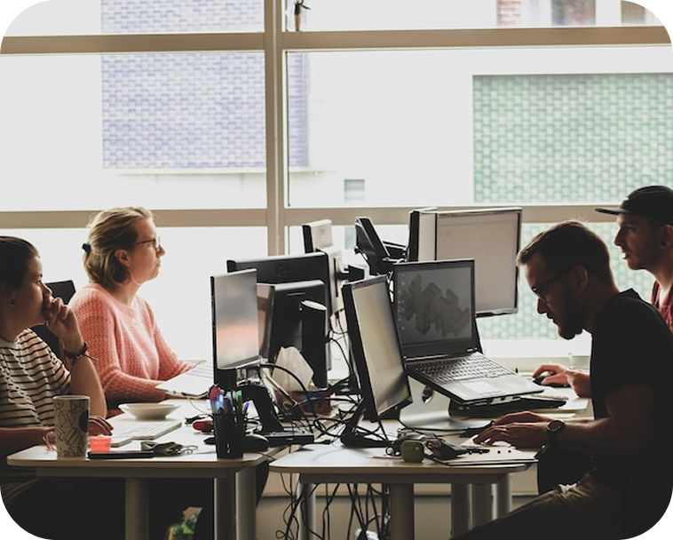 Collaborateurs au bureau
